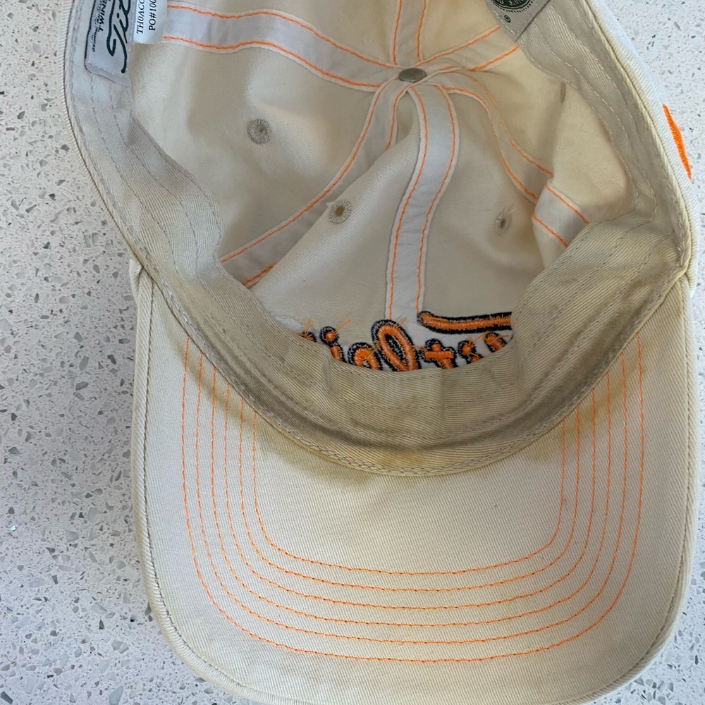 Titlest hat - Picture 4 of 6